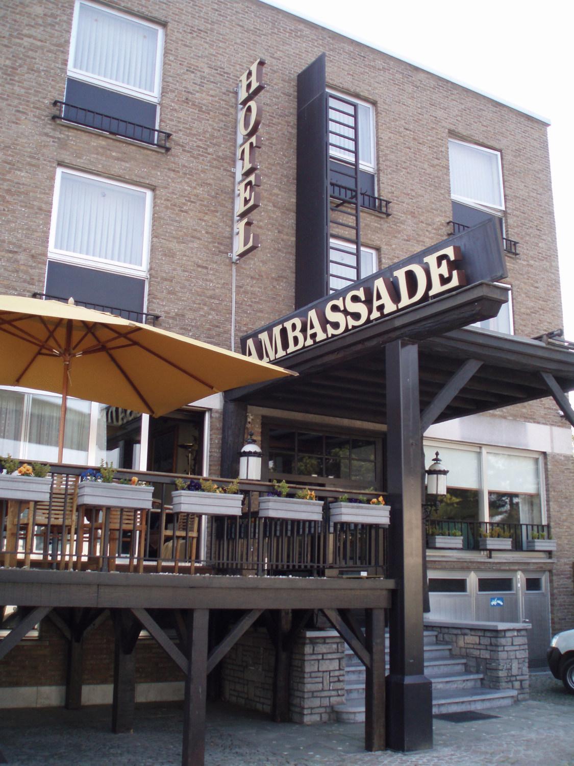 Ambassade Hotel 3*